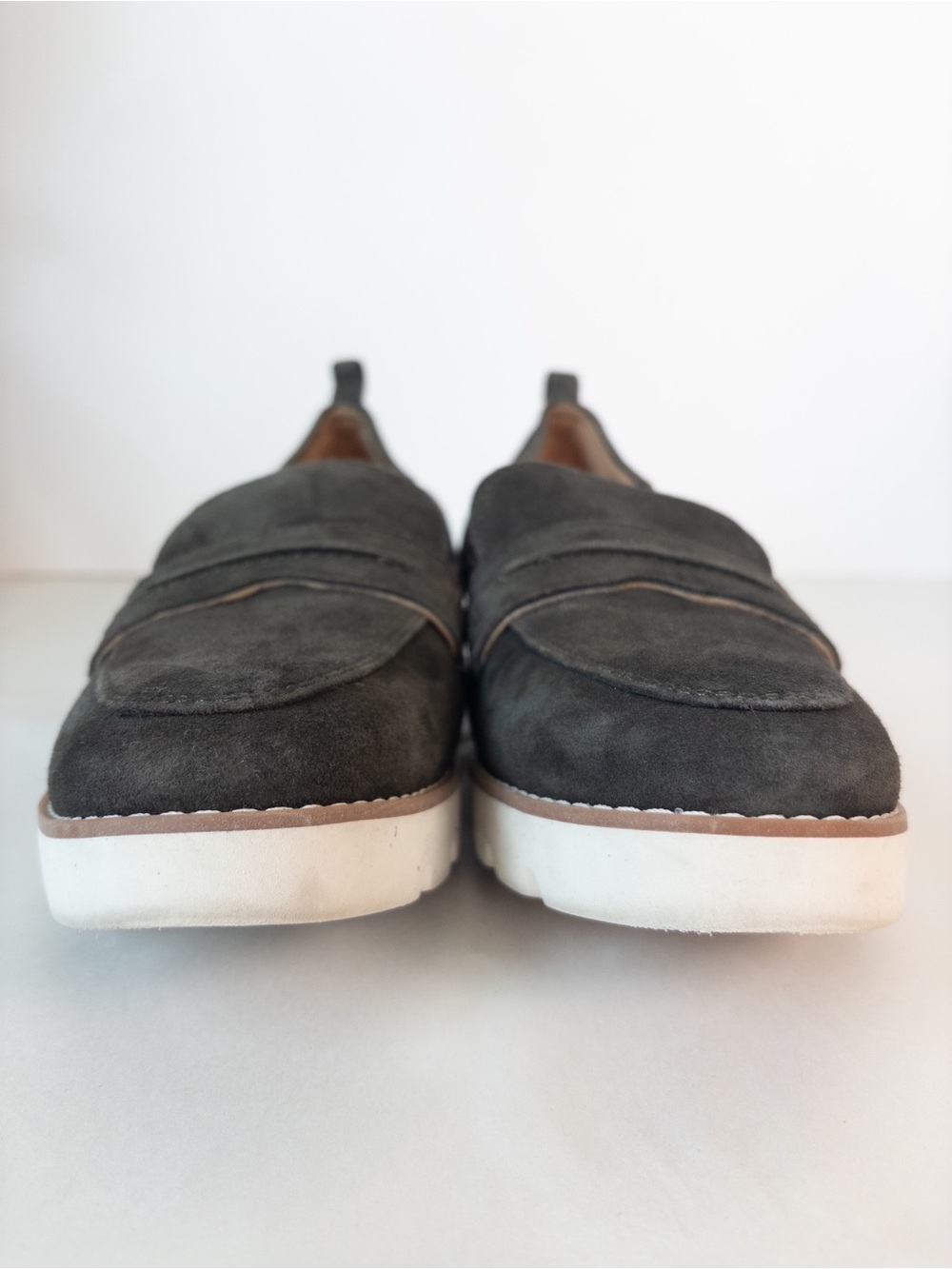 Vionic Cynthia II Suede Loafers Green - Picture 5 of 12